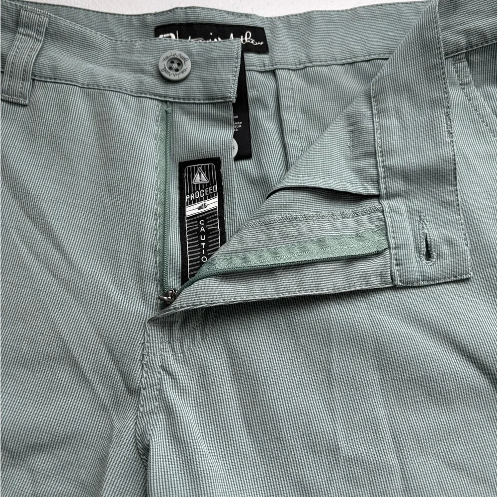 Travis Mathew Green Flat Front Shorts with Relaxed Fit‎